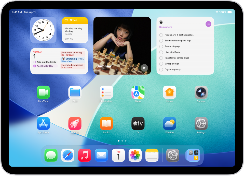 ସେଟିଂସ୍ ଆପ୍ ଆଇକନ୍ ସମେତ ଅନେକ ଆପ୍ ଆଇକନ୍ ଥିବା iPad ହୋମ୍ ସ୍କ୍ରୀନ୍, ଯାହାକୁ ଟାପ୍ କରି ଆପଣ ନିଜ iPad ସାଉଣ୍ଡ୍ ଭଲ୍ଯୁମ୍, ସ୍କ୍ରୀନ୍ ଉଜ୍ଜ୍ବଳତା ଏବଂ ଆହୁରି ଅନେକ କିଛି ପରିବର୍ତ୍ତନ କରିପାରିବେ।