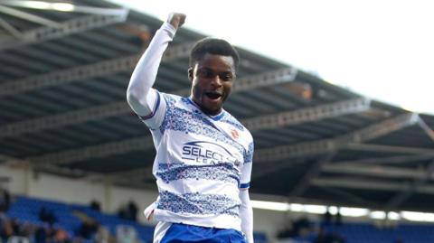 Daniel Kyerewaa scores for Reading