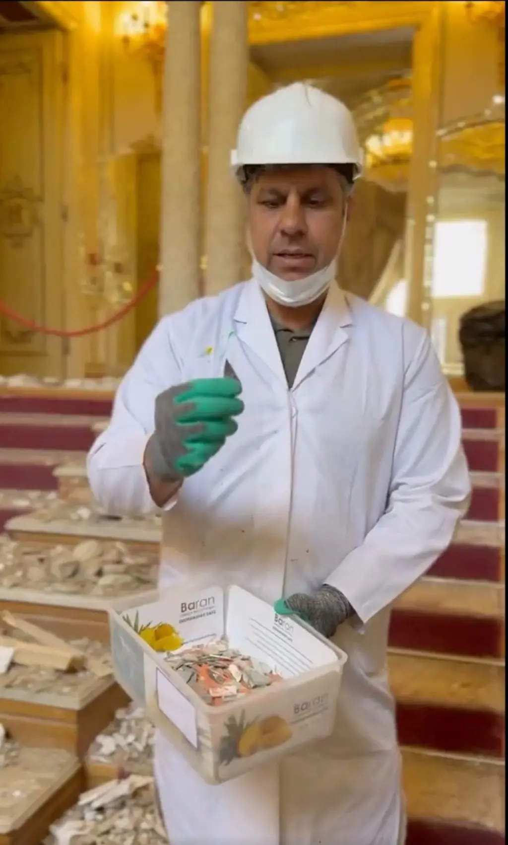 رئیس انجمن صنفی مرمتگران ایران میگوید که مرحله اول حفاظت اضطراری کاخ سبز انجام شده است.