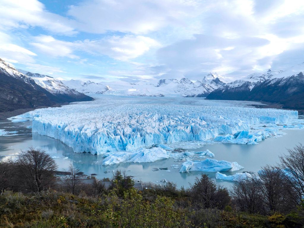 Le reazione della scienza alla legge argentina che apre allo sfruttamento dei ghiacciai, già agonizzanti a causa del clima che cambia