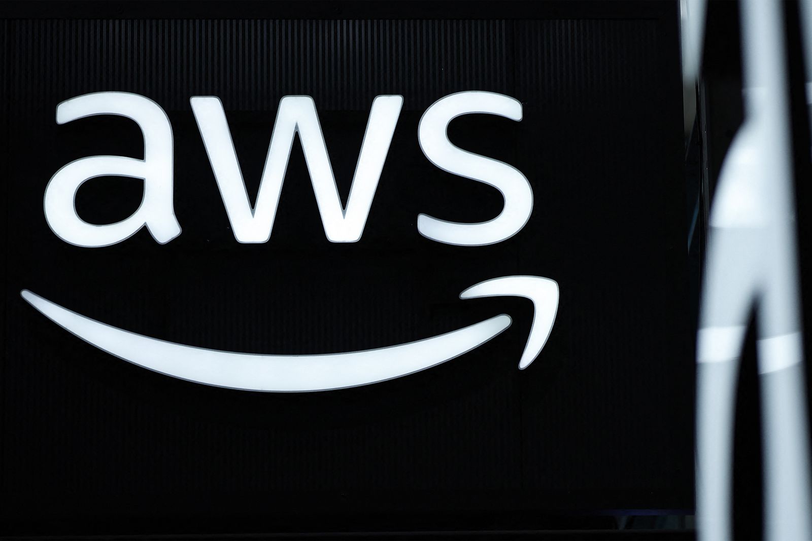 Iranian Drones Damage AWS Data Centres in the UAE and Bahrain